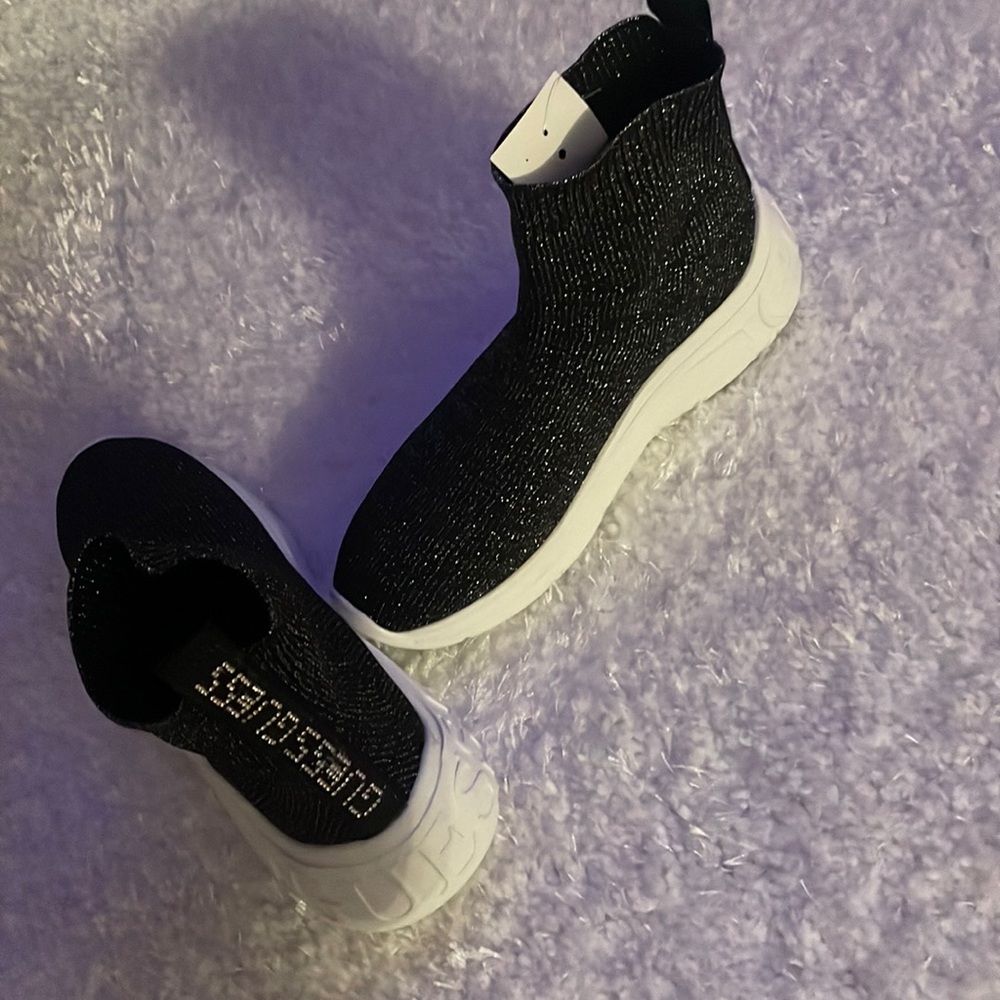 GUESS- women’s light shoe/ boot